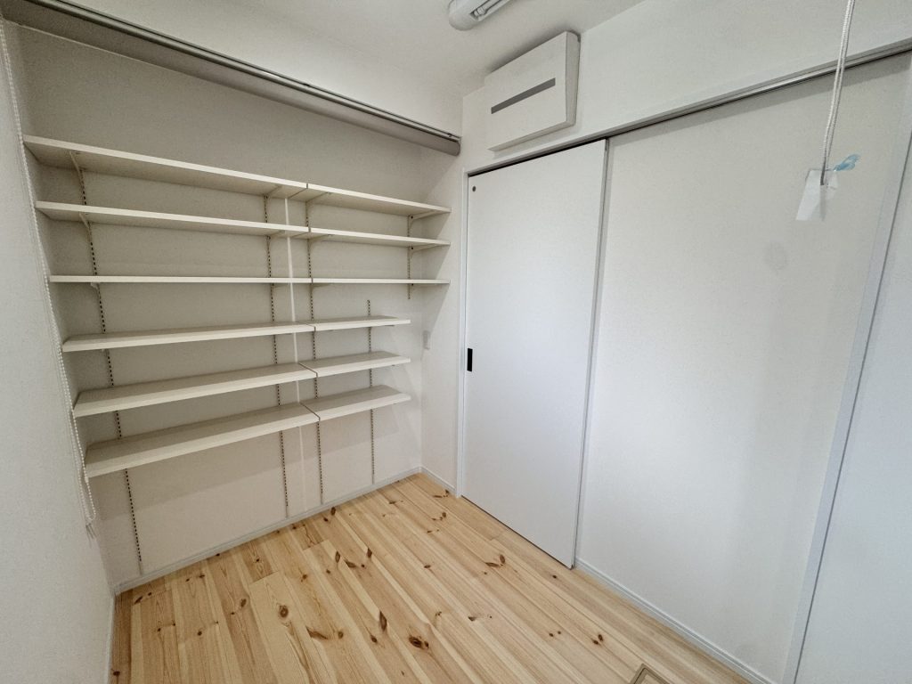 ピクチャーウィンドウのある平屋  画像