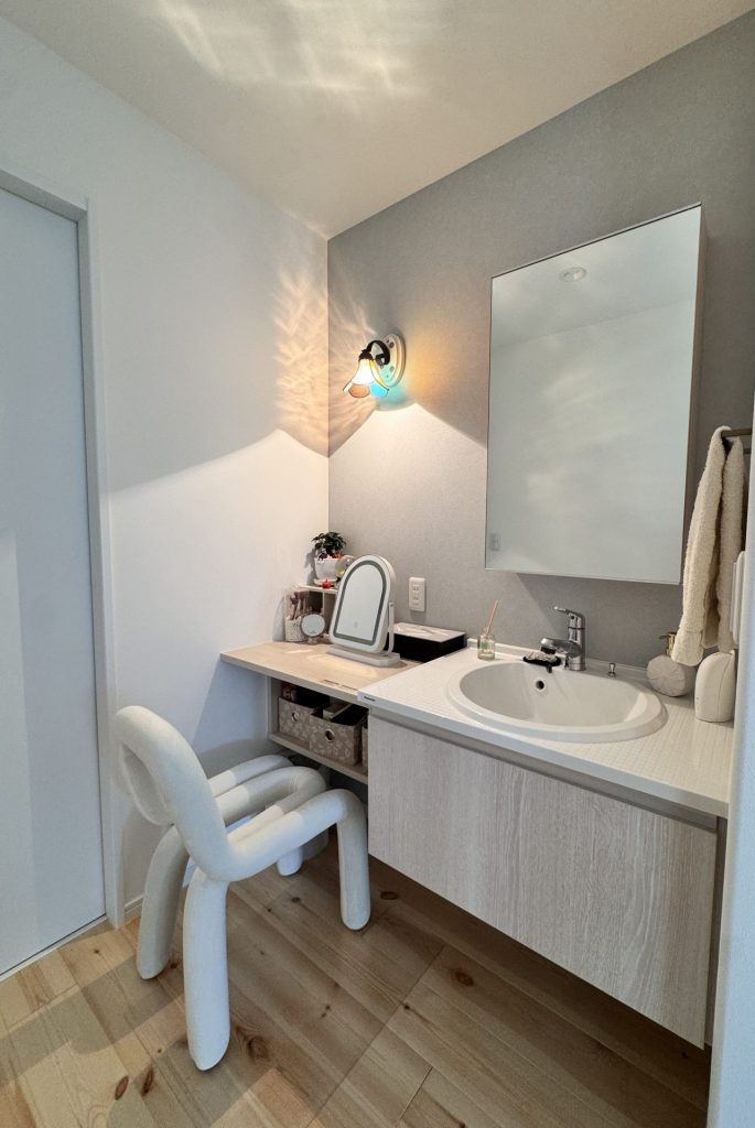 ピクチャーウィンドウのある平屋  画像