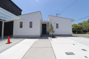 ピクチャーウィンドウのある平屋  画像