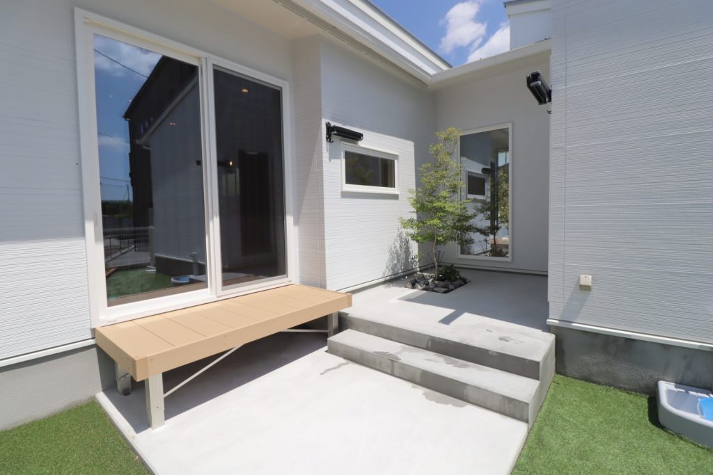 ピクチャーウィンドウのある平屋  画像