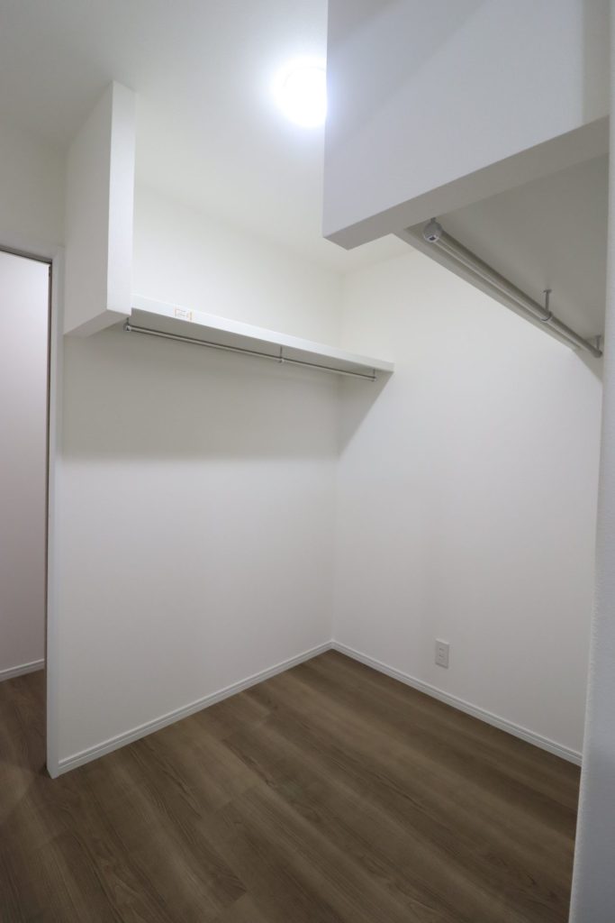 広々敷地にたたずむ平屋  画像