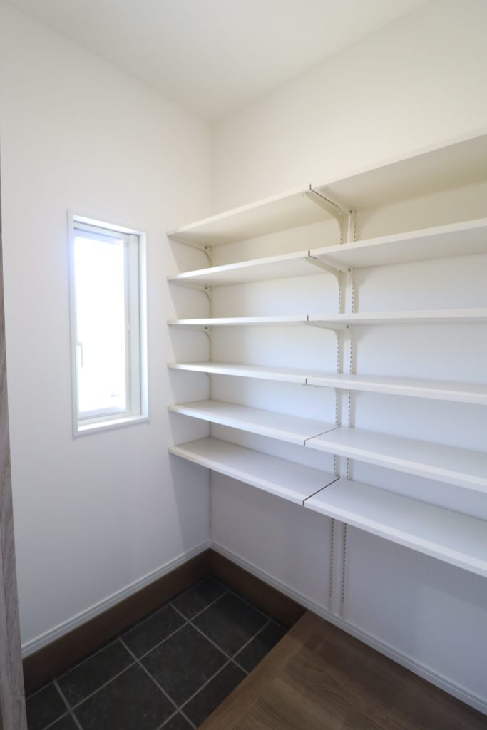 広々敷地にたたずむ平屋  画像