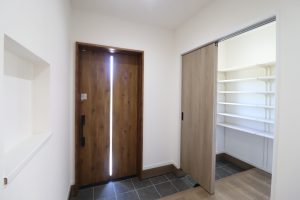 広々敷地にたたずむ平屋  画像