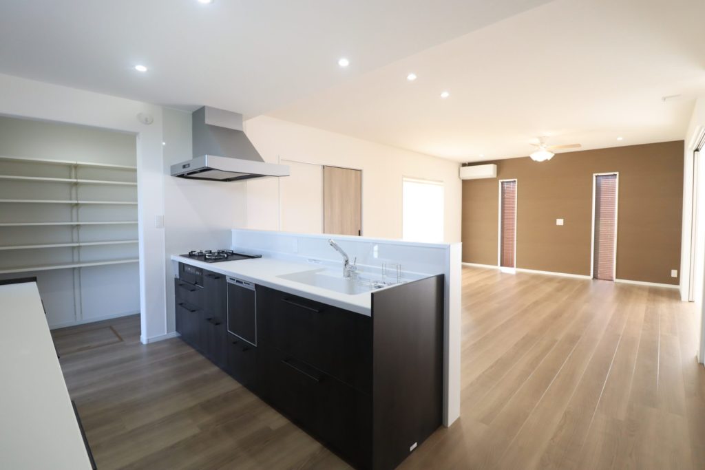 広々敷地にたたずむ平屋  画像